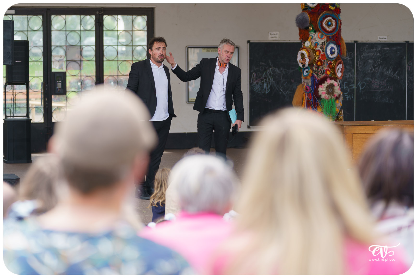 COWBOY OU INDIEN (GROUPE DEJA)